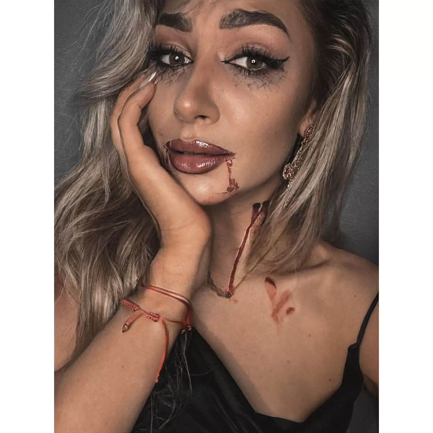 Małgorzata Główka z zespołu Camasutra cała we krwi?! Gwiazda disco polo nie do poznania! 